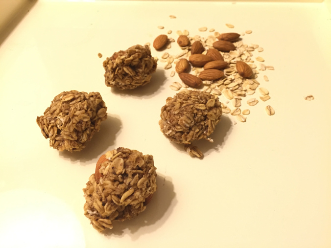 Low Sugar Oat & Almond Energy Bites